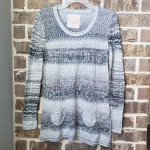 🎪❤Love Rocks Gray Sweater